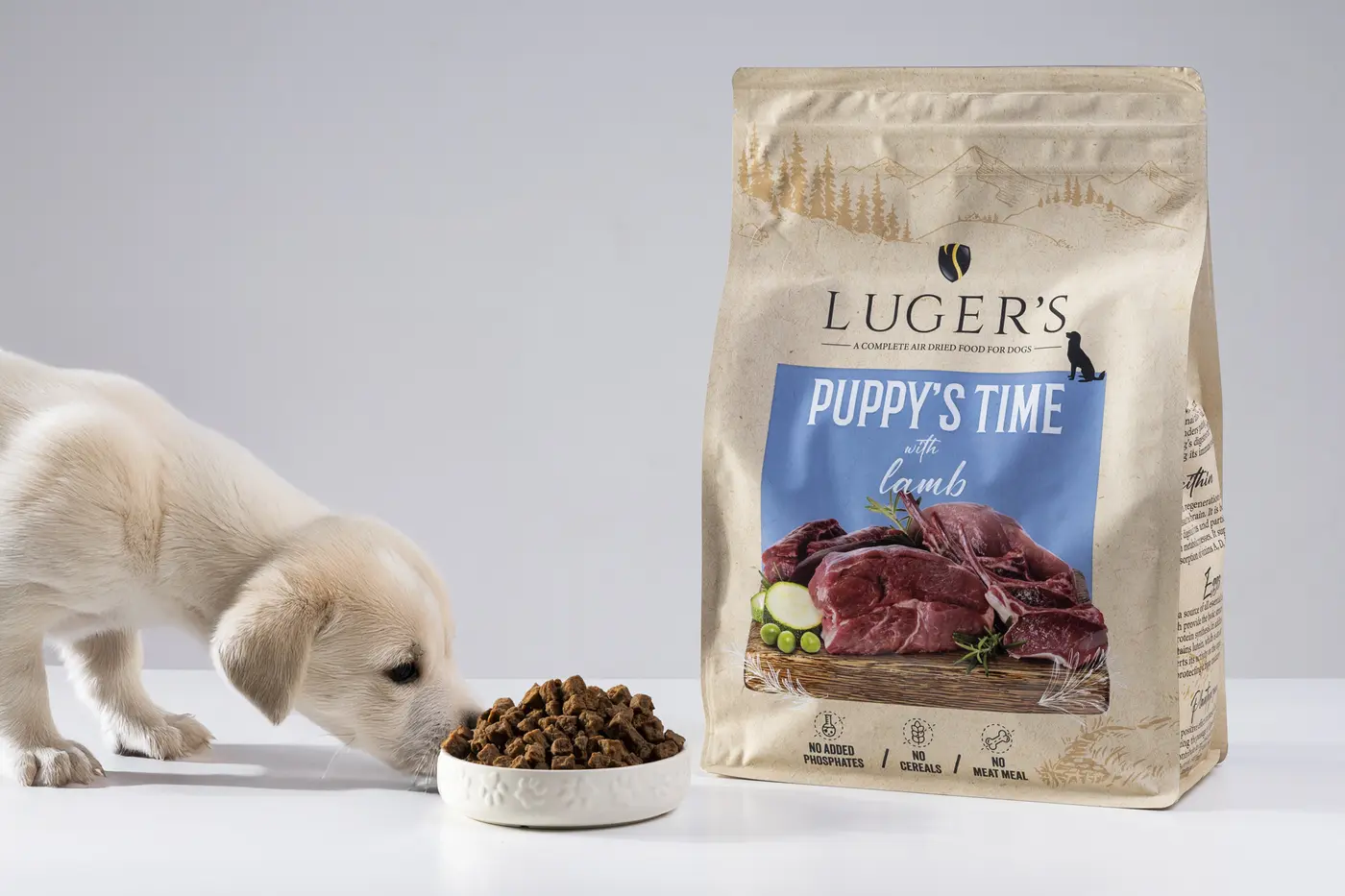 Puppy with Luger's air-dried food